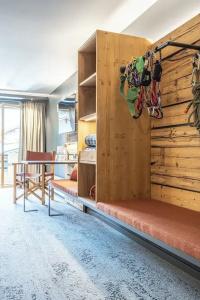 BaseCamp - 71
