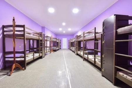 Green Hostel and Tours - 8