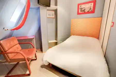 Hôtel Maubeuge Gare du Nord - 48