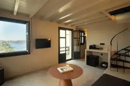 Black Diamond Suites - 15
