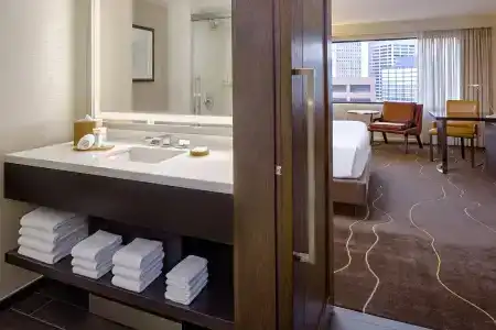 Grand Hyatt Denver - 4