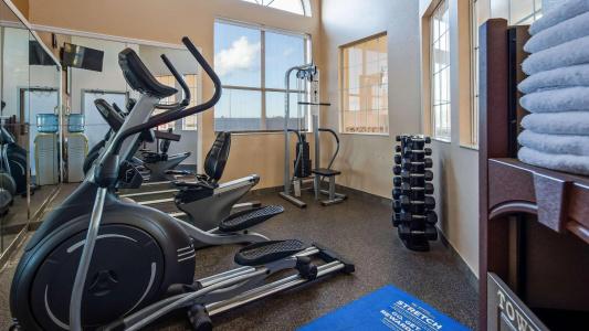 Best Western Plus Windsor Inn - 11