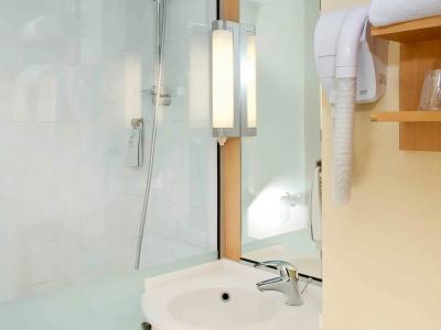 ibis Quimper - 7