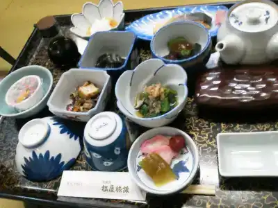 Jizokan Matsuya Ryokan - 9