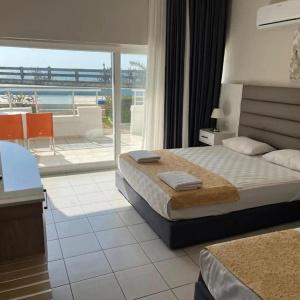 Side Beach Club - 36