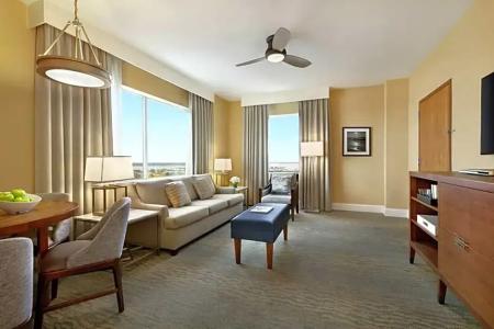 Hilton Suites Oceanfront - 64