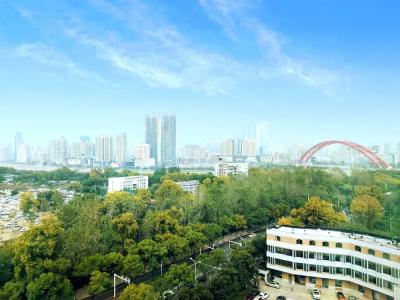 Holiday Inn Wuhan Riverside, An Ihg - 51