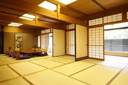 Yoshidaya Sannokaku - 25