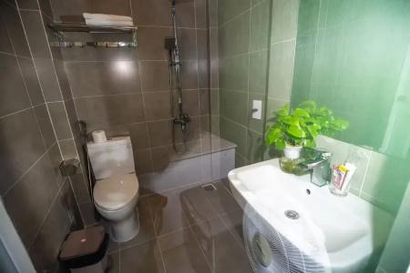 Ngan Pho Studio & - 156