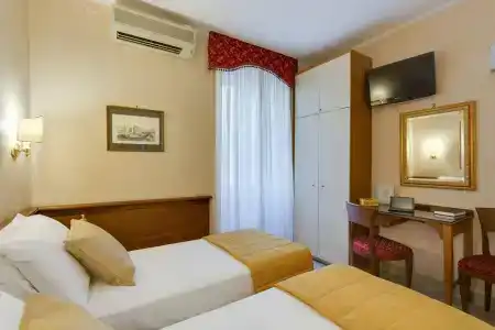 Silla - 5