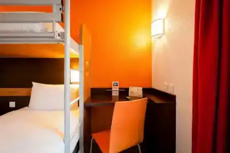 Première Classe Lyon Centre Gare Part Dieu - 33