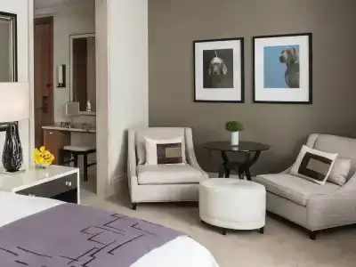 The Langham Chicago - 55