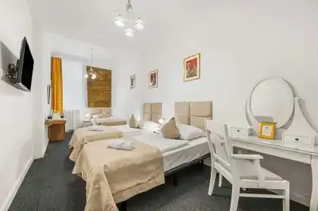 Downtown Bratislava B&B - 36