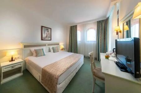 Helena Park - Ultra All Inclusive - 92