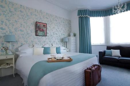 The Claremont - 57