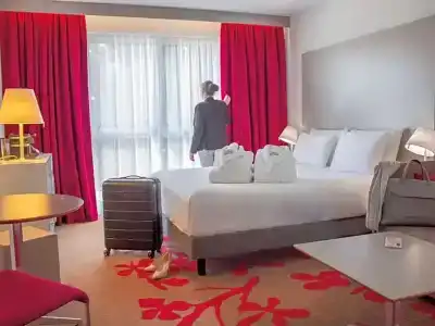 Mercure Tours Nord - 82