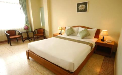 Krabi Phetpailin - 4