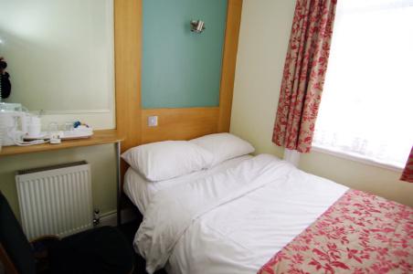 Westbury Kensington - 18