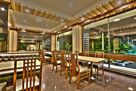 Chateau de Sukhumvit - 27