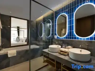 SeaCono Patong Beach Front - 137