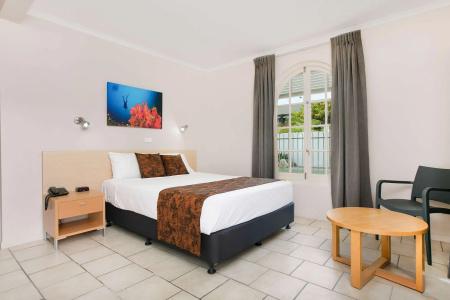 Comfort Inn City - 29