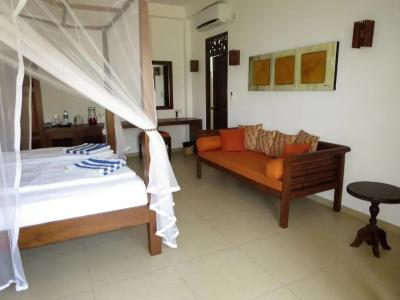 Lanka Beach Bungalows - 54