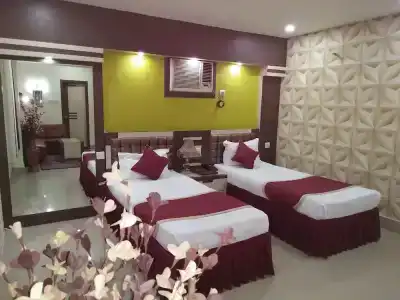 Executive Tower - 10