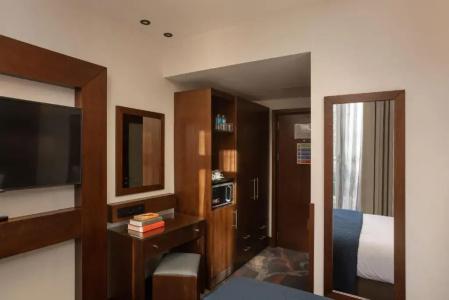 The Chilworth London Paddington - 50