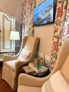 Bijou Boutique Inn - 26