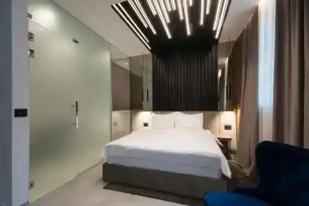 The Location - 19
