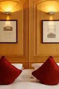 Hôtel de Bourgtheroulde, Autograph Collection - 57