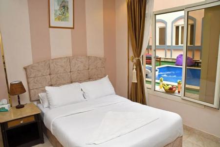 Elite Regency Pyramids view - 41