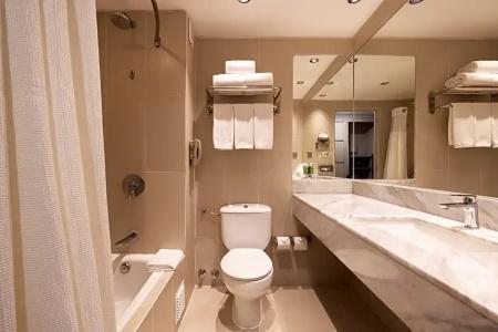 Holiday Inn Express -, An Ihg - 73