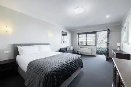 Adelaide Inn - 42