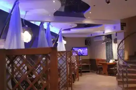 Три Дельфина - 7