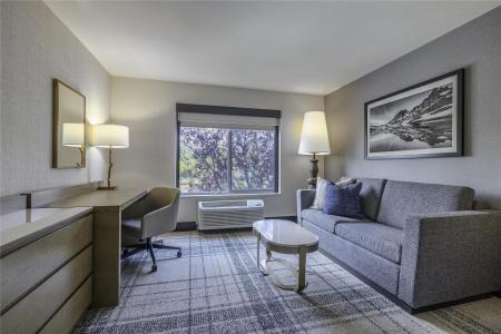 DoubleTree by Hilton - 46