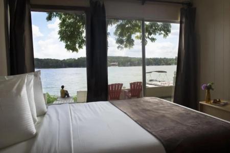 Delton Oaks Resort - 88