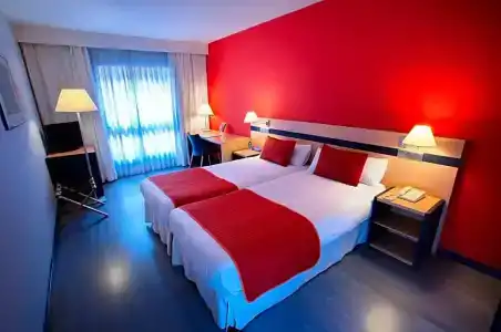 Ibis Styles Zaragoza Ramiro I - 45