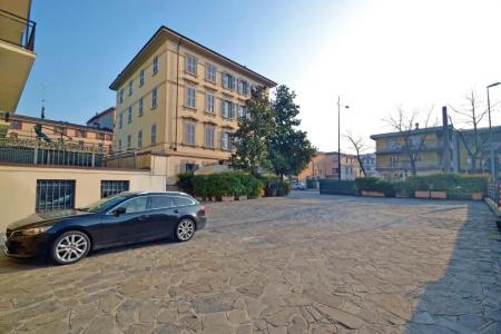 Residence - 21