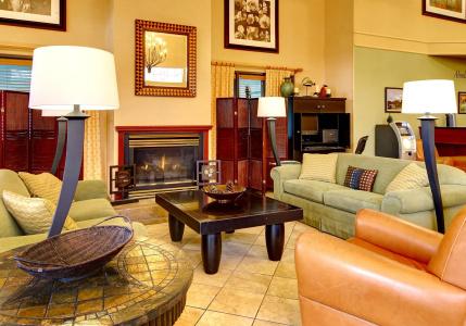 Phoenix Inn Suites - - 5