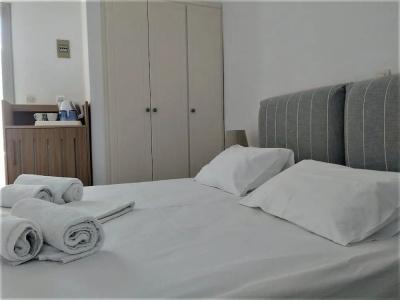 Despina's Mare - 32