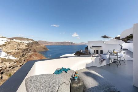 Pearl of Caldera Oia - Boutique by Pearl Collection - 168