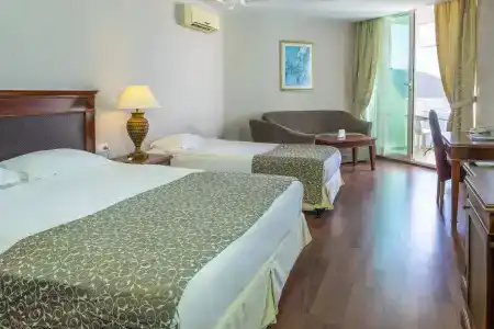 Bodrum Holiday Resort & Spa - 4
