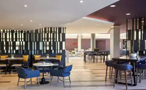 Ventura Beach Marriott - 11