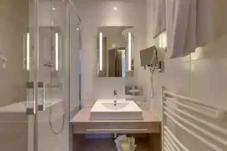 Best Western Hôtel d'Arc - 9