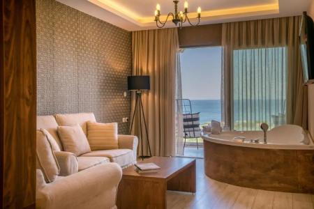 Elegance Luxury Executive Suites - Adults Only - 43