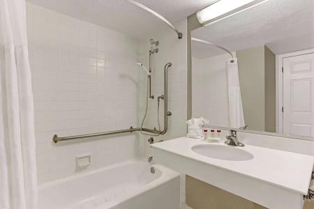 Days Inn by Wyndham Tucson City Center - 7