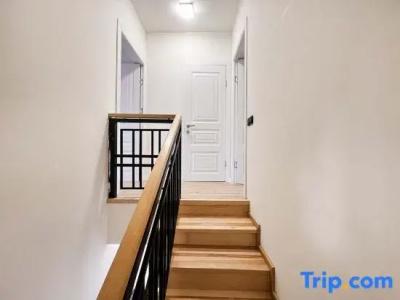 Motives Inn - 148