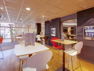 ibis budget Montpellier Sud Près d'Arènes - 17