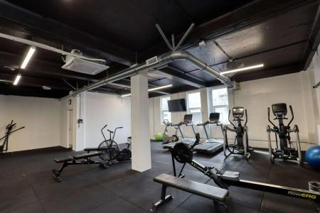 Ramada by Wyndham, City Center - 18